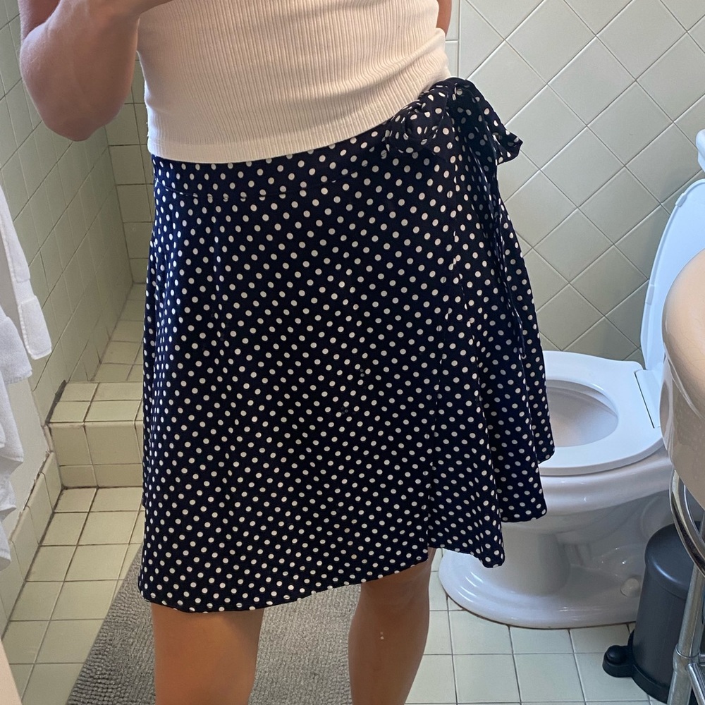 Dotted mini skirt